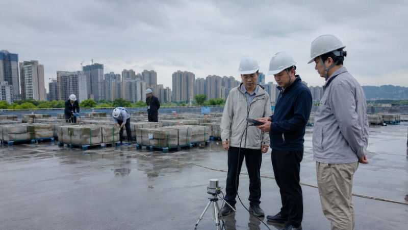 Thử tải mái công trình